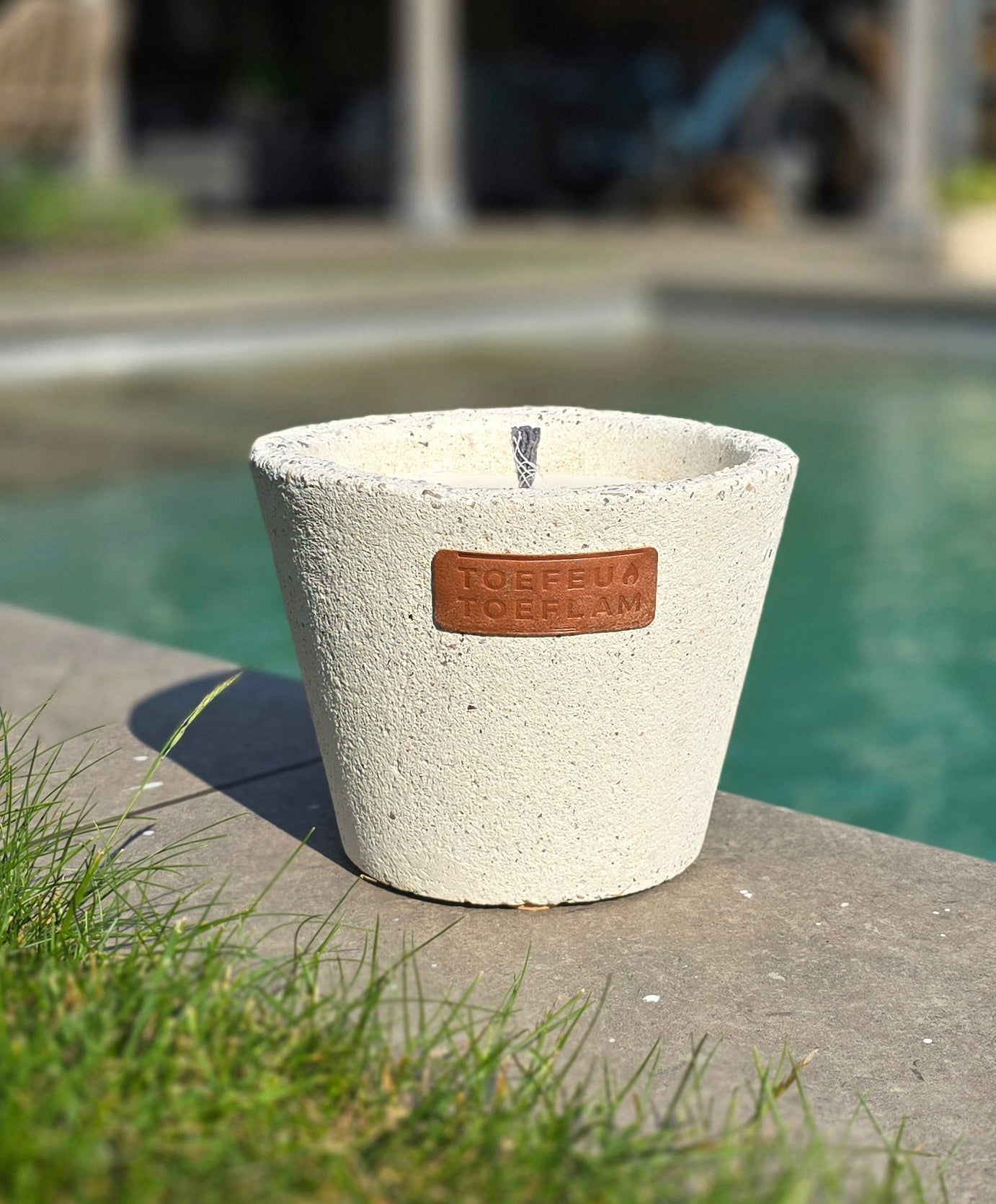 Pierre Chaleureuse Small - Terra Conique (Outdoor)